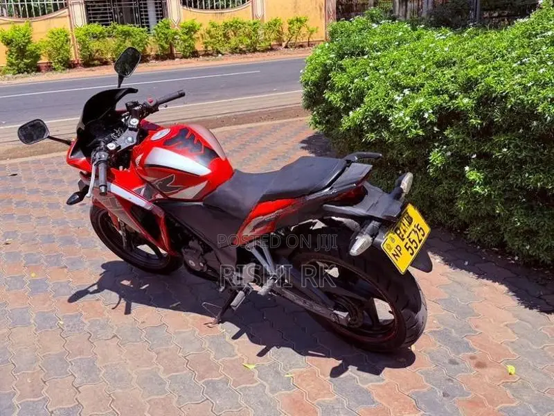 Yamaha CBR 250 2018