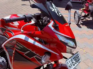 Yamaha CBR 250 2018