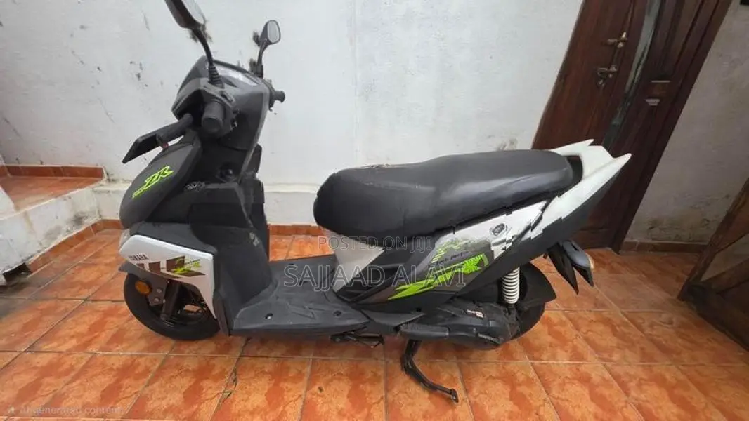 Yamaha RayZR 2017