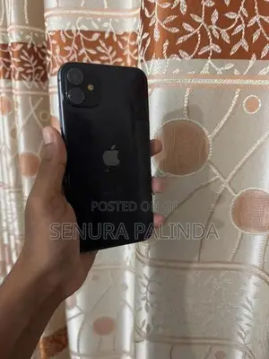 Apple iPhone 11 128GB (Used)