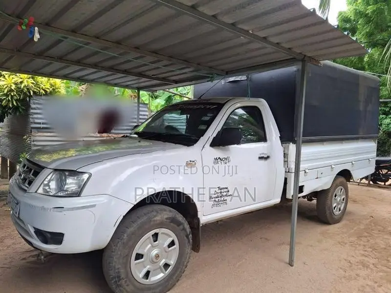 Tata Xenon 2016