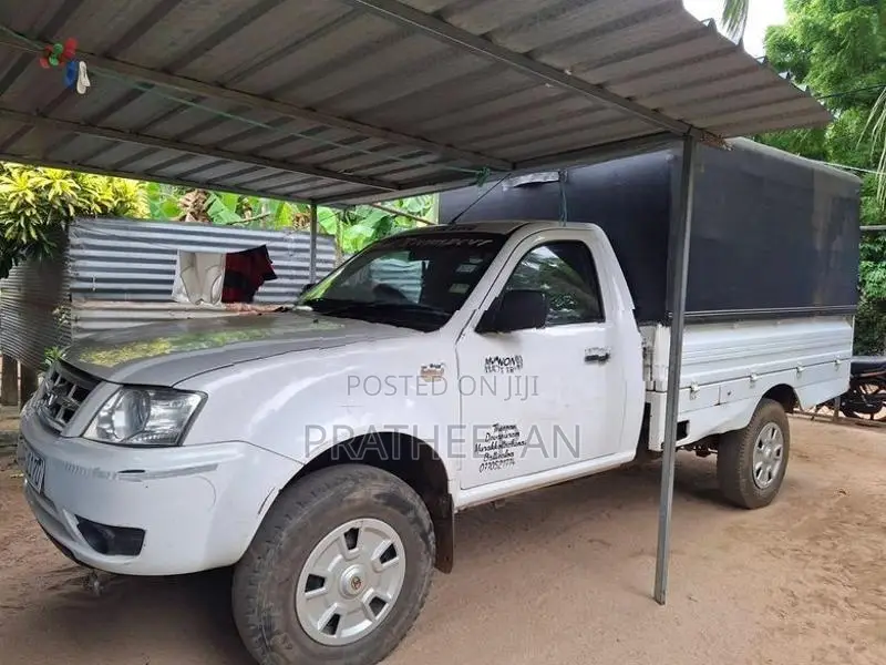 Tata Xenon 2016