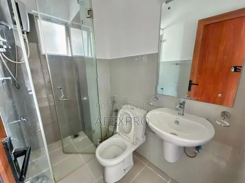 3 BEDROOM APARTMENT FOR SALE ARIYANA RESORT APARTMENTS ATHURUGIRIYA