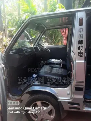 Suzuki Omni 2002