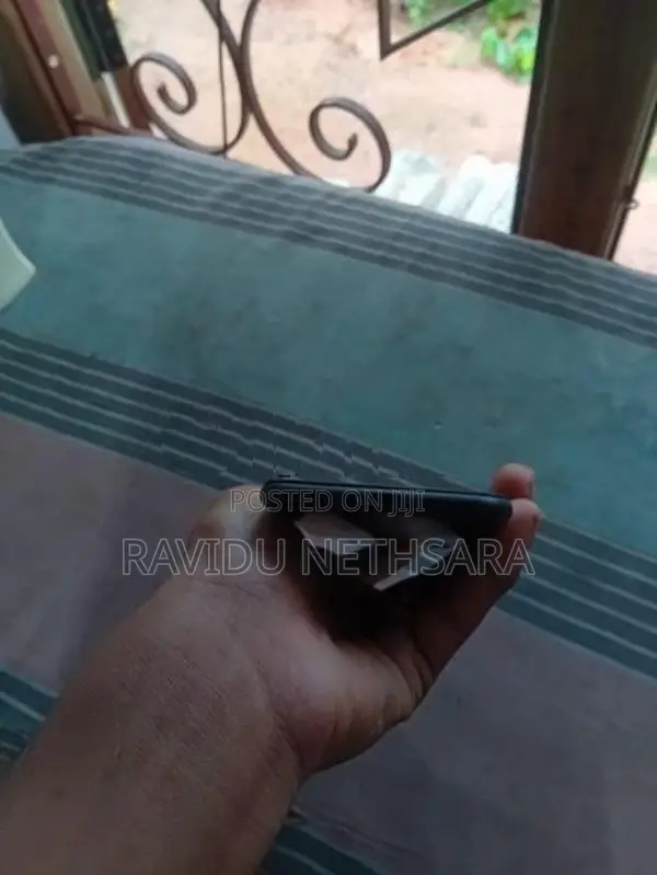 Apple iPhone 7 (Used)