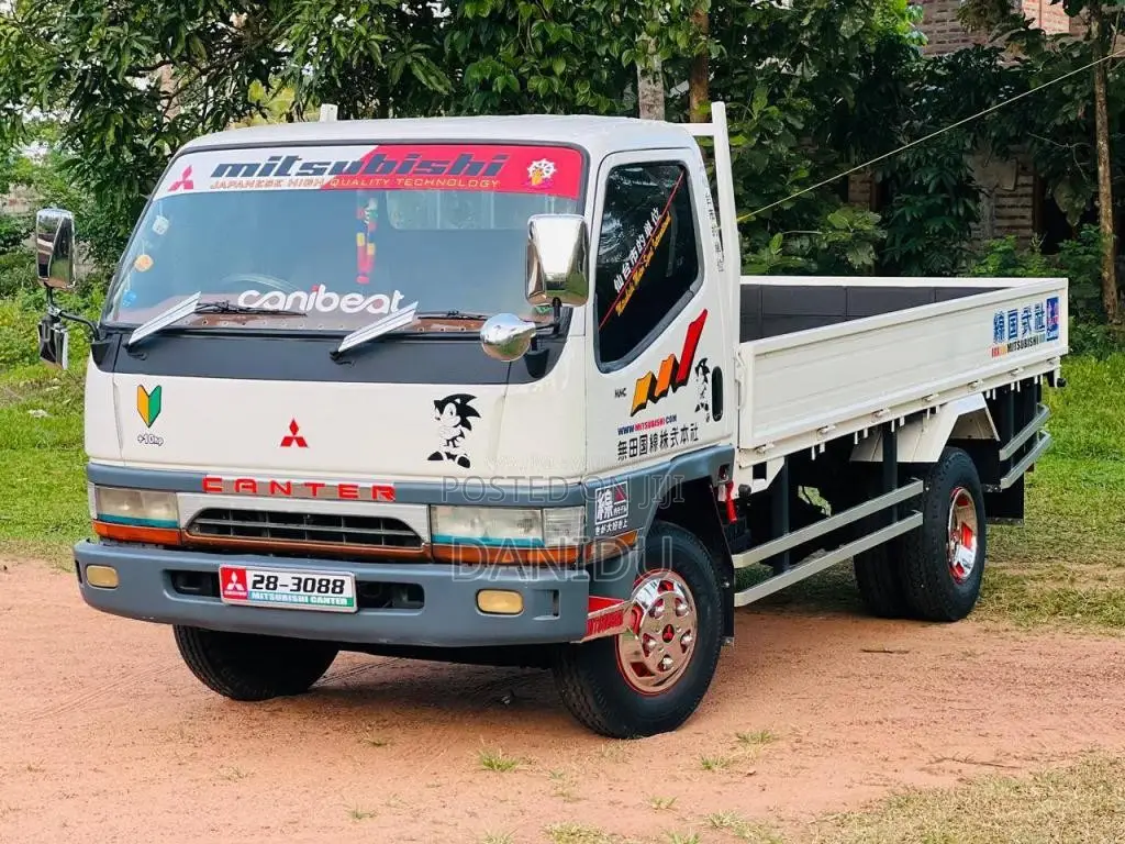 Mitsubishi Canter 1981 Lorry (Used)