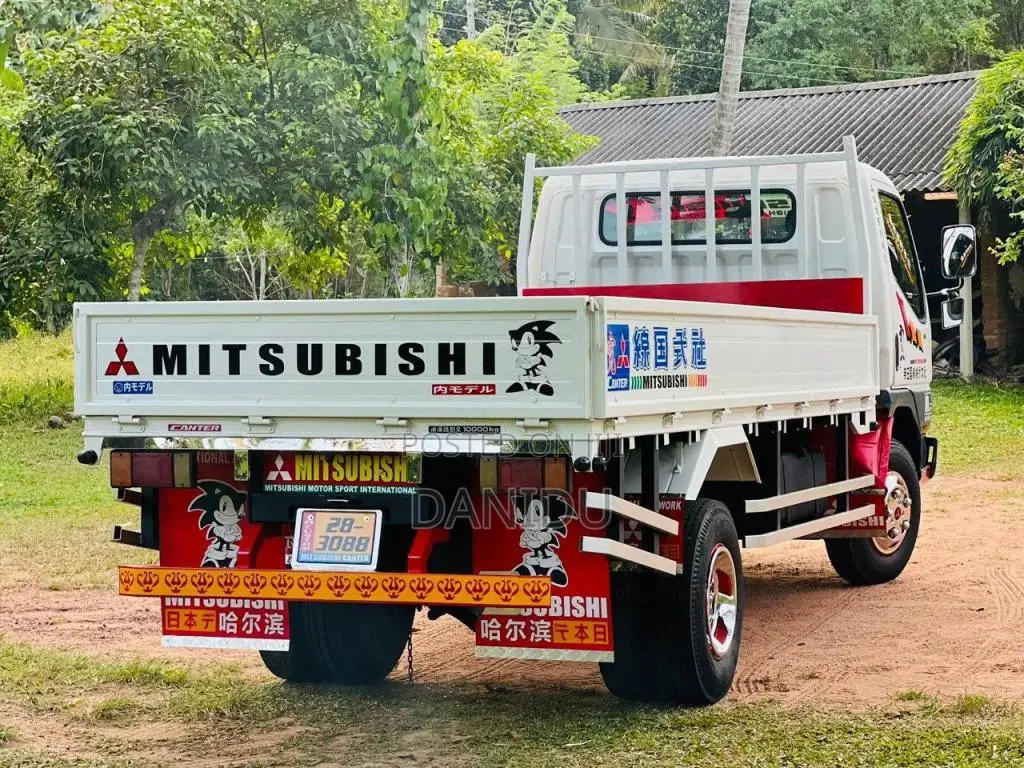 Mitsubishi Canter 1981 Lorry (Used)