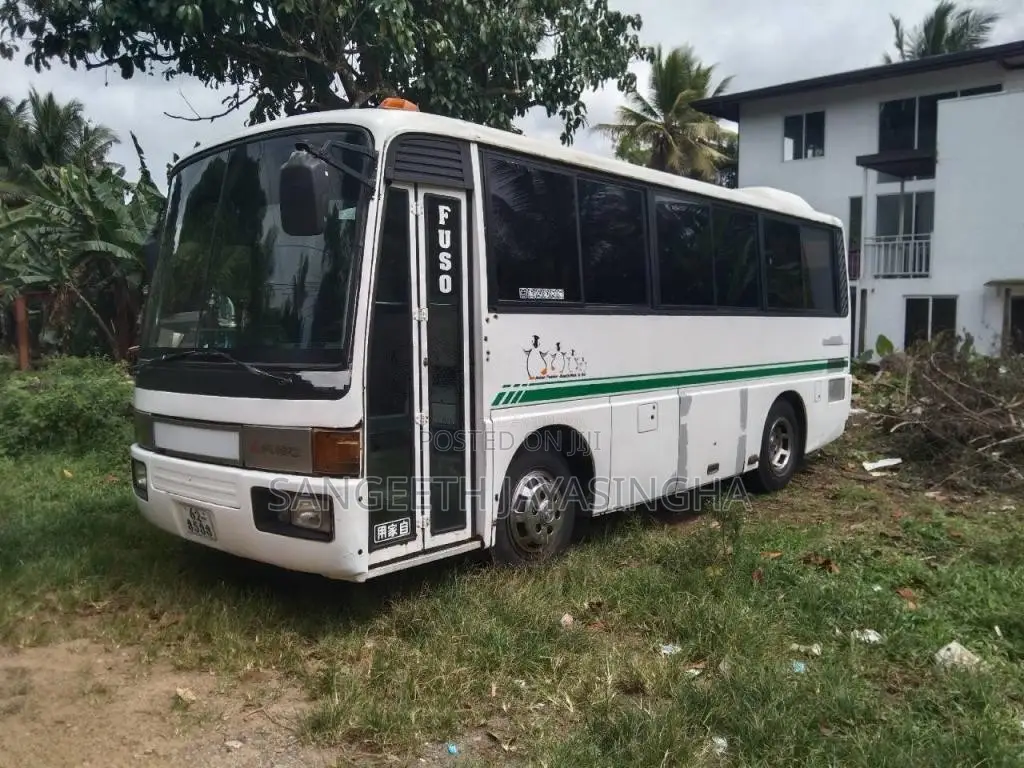 Mitsubishi Dolphin Fuso 1988 Bus (Used)