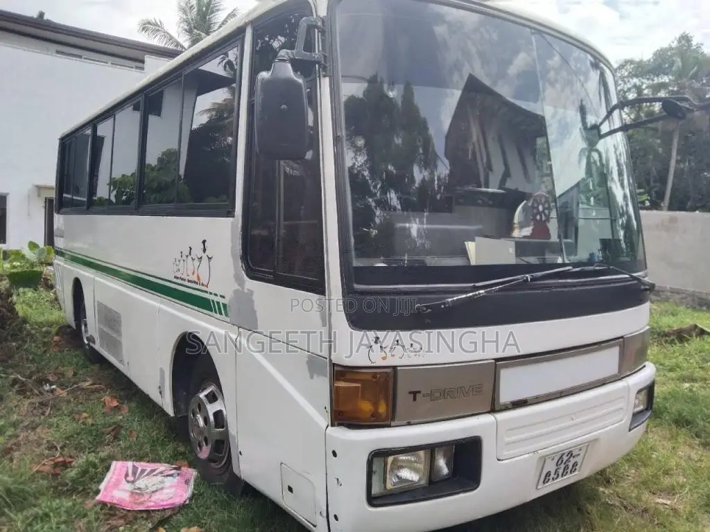 Mitsubishi Dolphin Fuso 1988 Bus (Used)