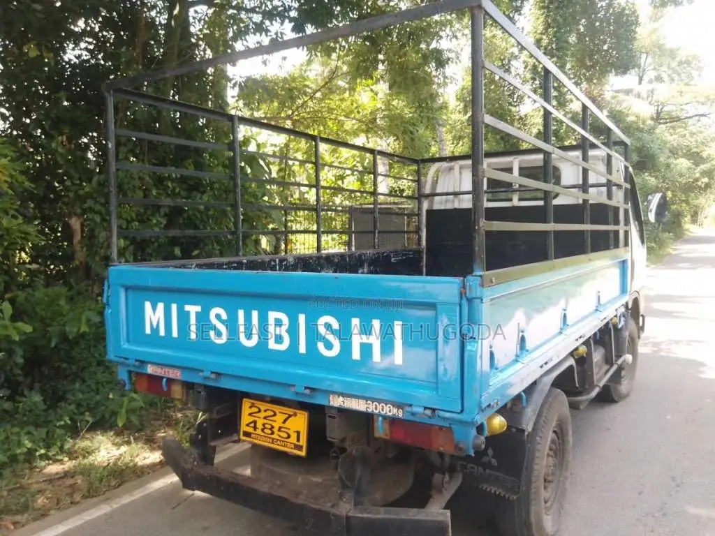 Mitsubishi CANTER 1993 Lorry (Used)