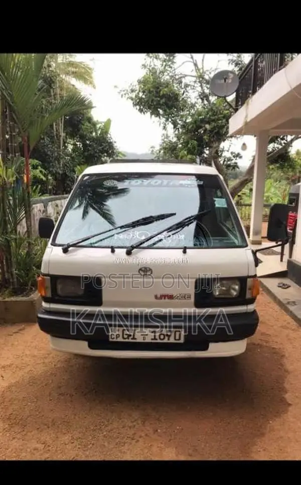Toyota LiteAce 1996 Lorry (Used)