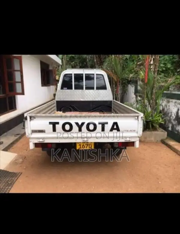 Toyota LiteAce 1996 Lorry (Used)