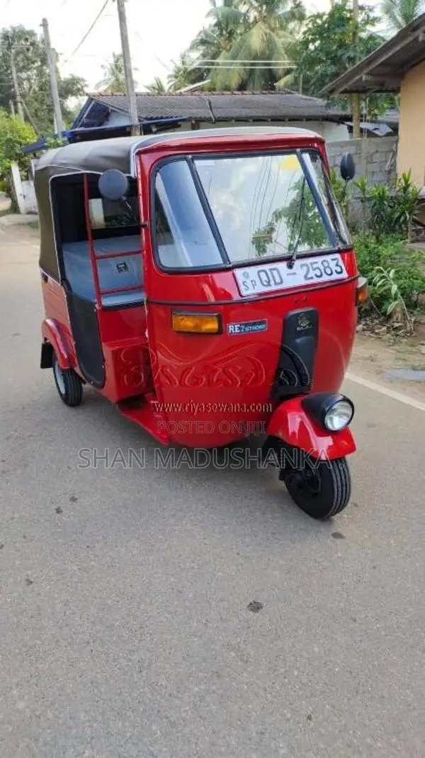 Bajaj 2 Stroke 2006 Three Wheel (Used)