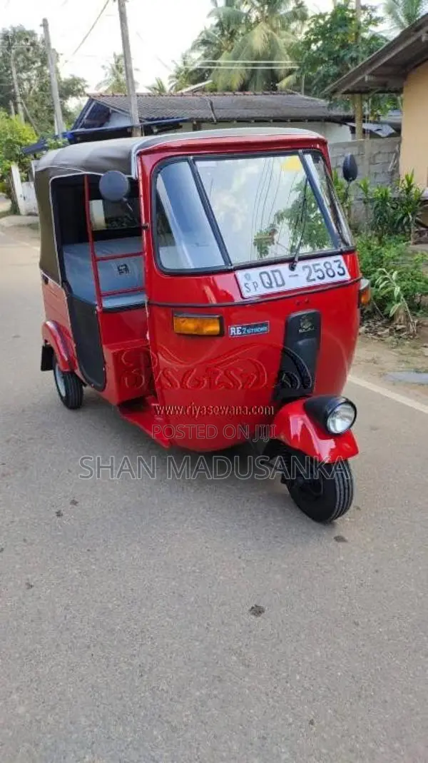 Bajaj 2 Stroke 2006 Three Wheel (Used)