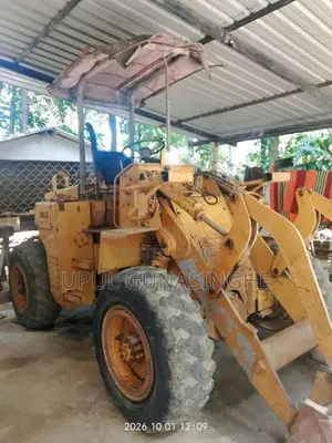 Mitsubishi WS3 2005 Heavy-Duty (Used)