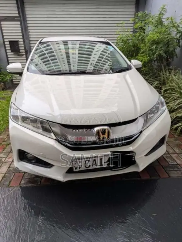 Honda Grace 2014 Car (Used)