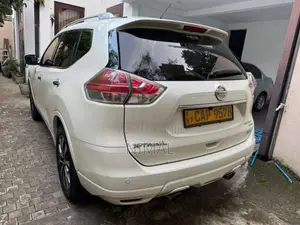 Nissan X-Trail 2016 SUV (Used)
