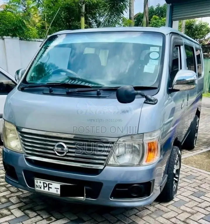 Nissan E25 2006 Van (Used)