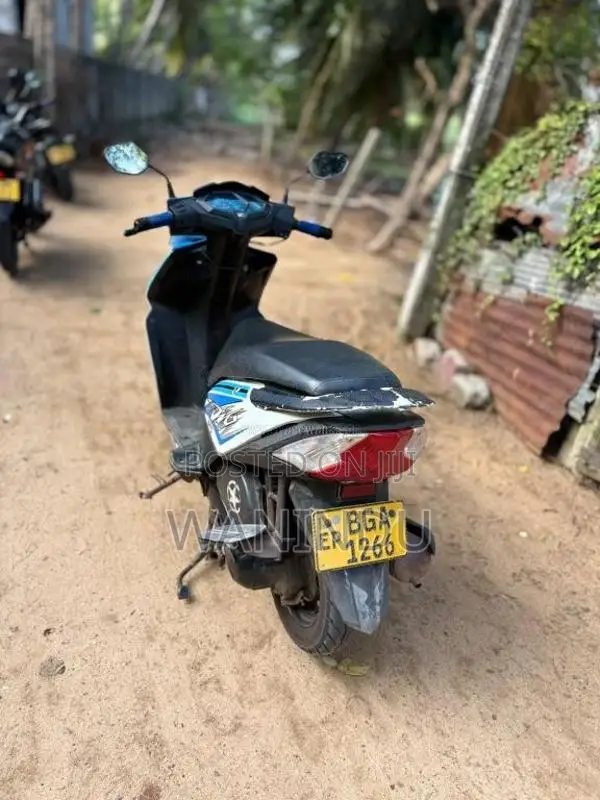 Honda DIO 2017 Motorbike (Used)