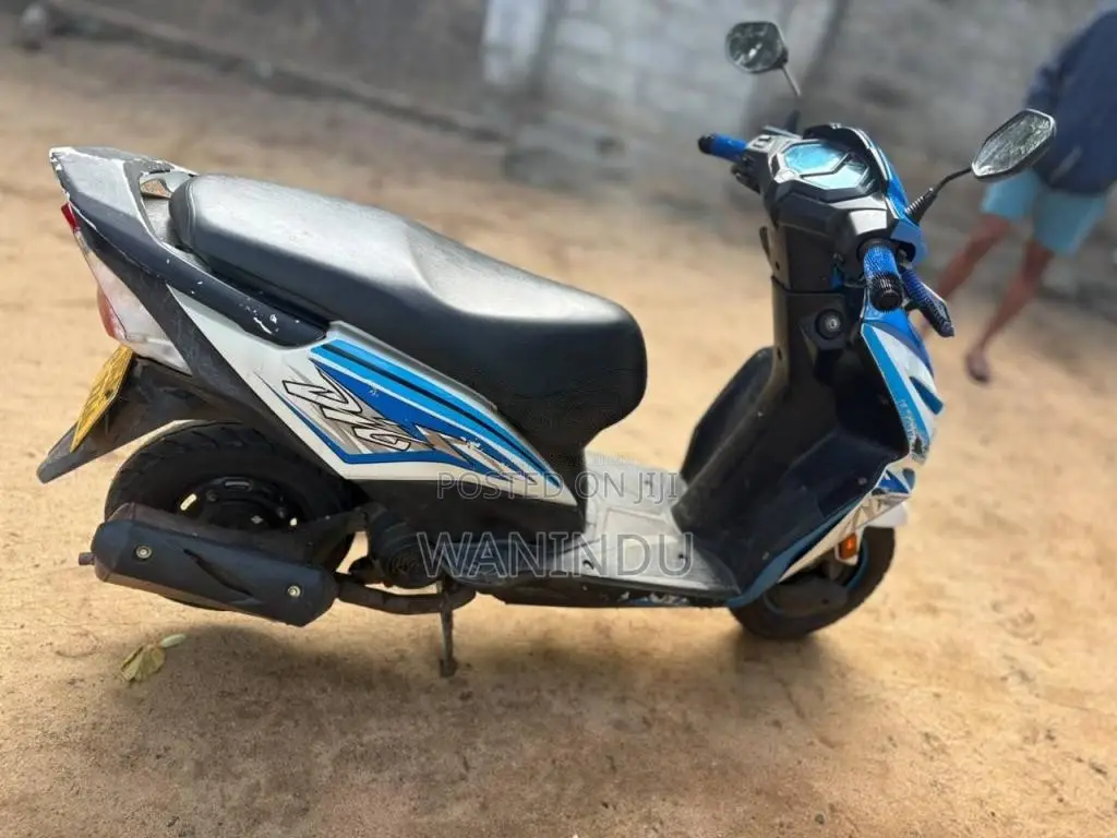 Honda DIO 2017 Motorbike (Used)