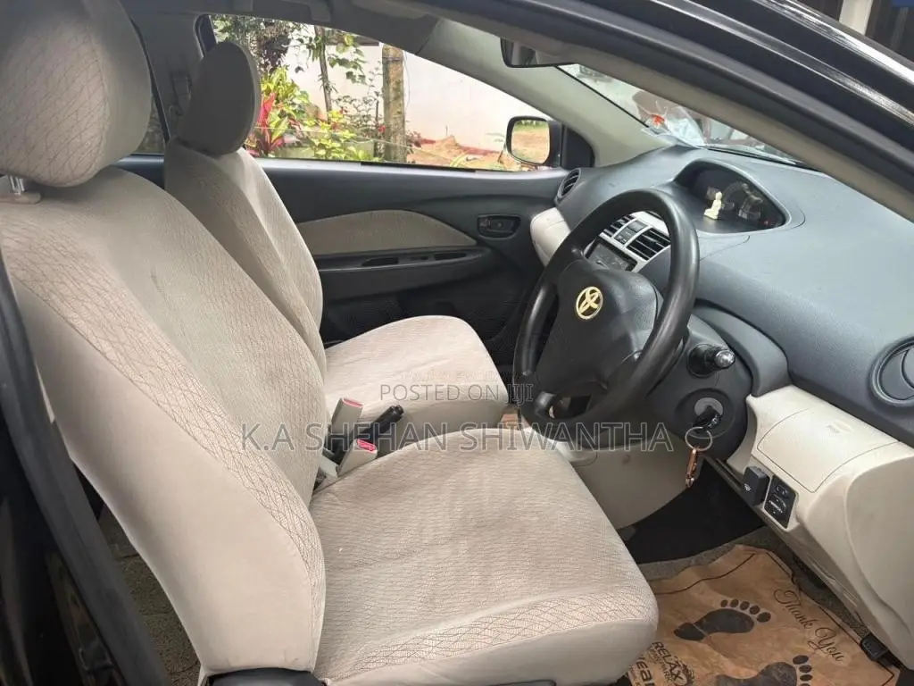Toyota Yaris 2007 Car (Used)