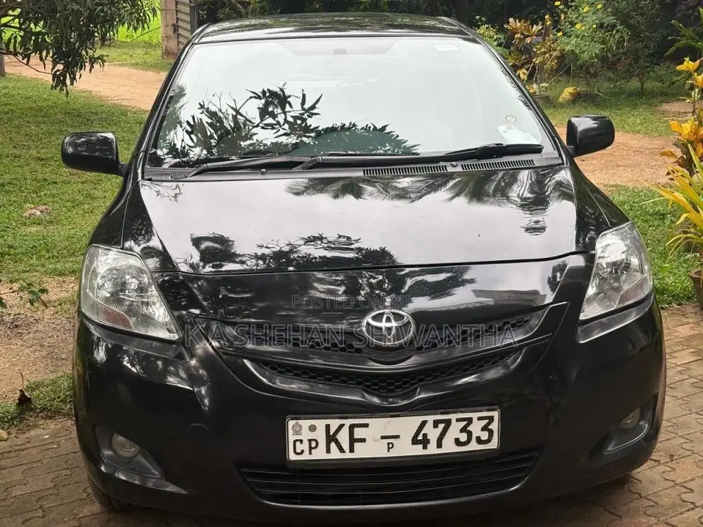 Toyota Yaris 2007 Car (Used)