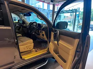 Toyota Prado 2015 Heavy-Duty (Used)