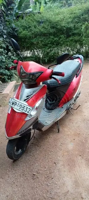 TVS Scooty Streak 2012 Motorbike (Used)