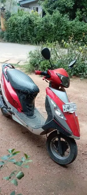TVS Scooty Streak 2012 Motorbike (Used)