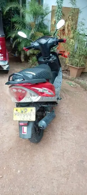 TVS Scooty Streak 2012 Motorbike (Used)