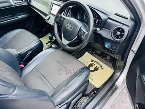 Toyota Axio G Grade 2018 Car (Used)