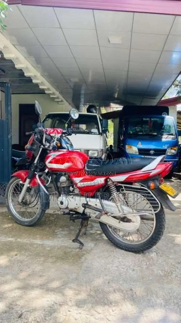 Bajaj CT-100 2006 Motorbike (Used)