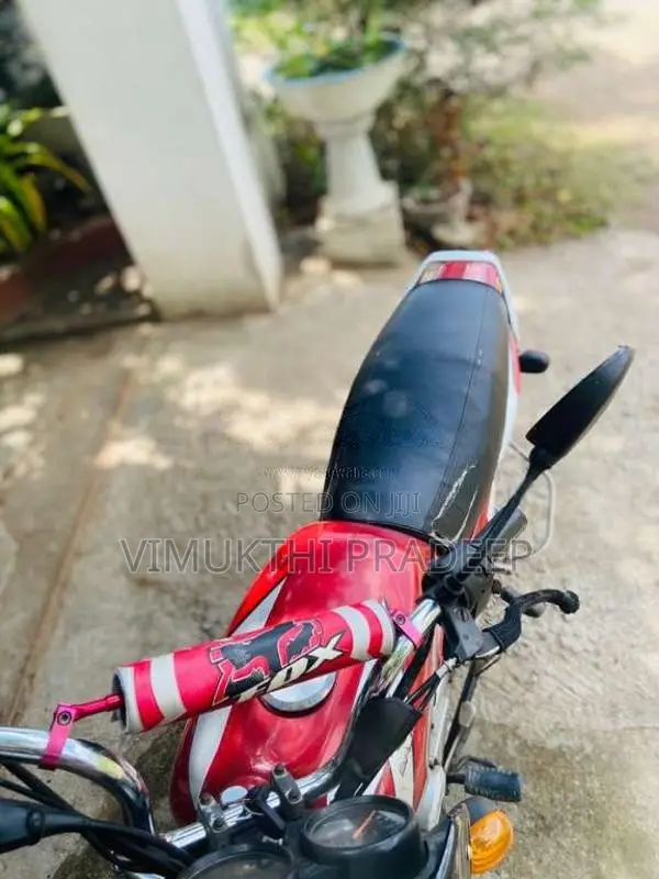 Bajaj CT-100 2006 Motorbike (Used)