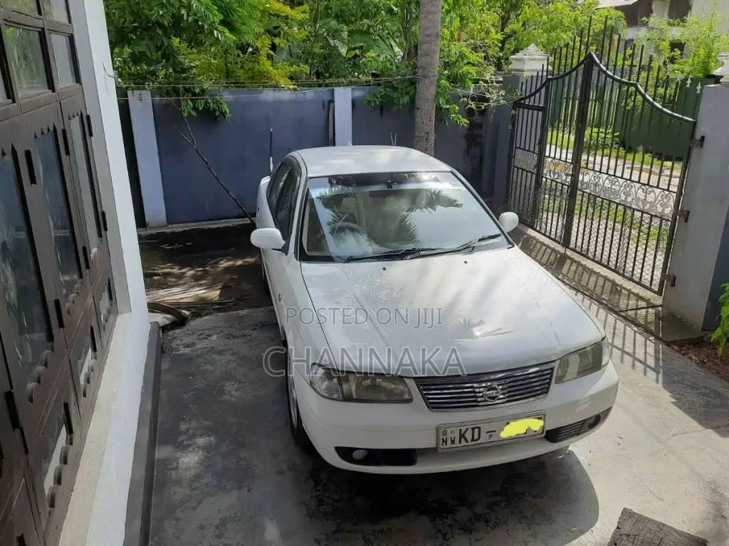 Nissan Sunny FB15 Super Saloon 2003 Car (Used)