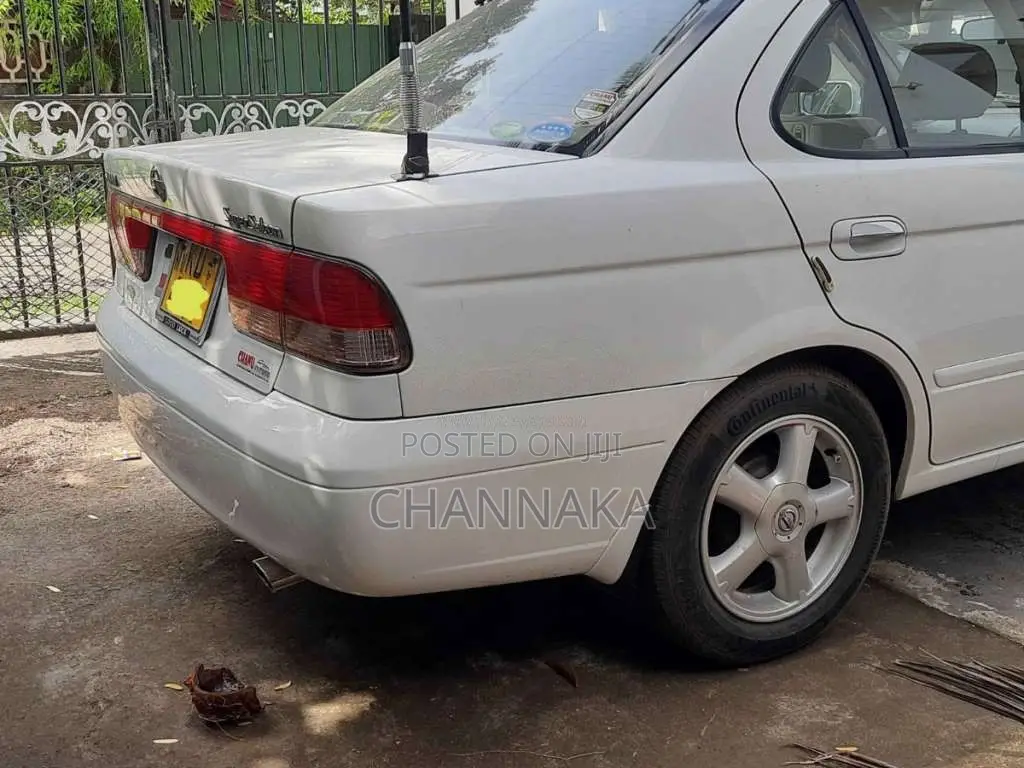 Nissan Sunny FB15 Super Saloon 2003 Car (Used)