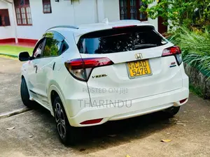 Honda Vezel 2014 SUV (Used)