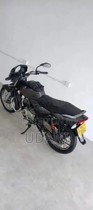 Bajaj Discover 2006 Motorbike (Used)
