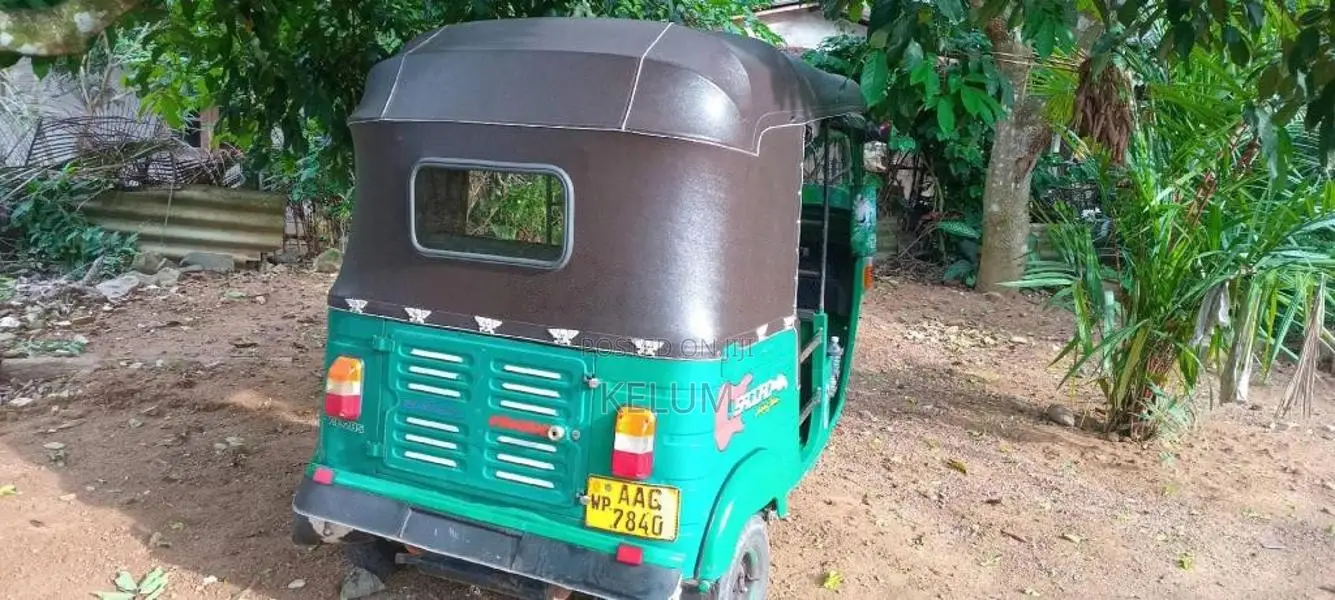 Bajaj RE 205 2013 Three Wheel Brand New