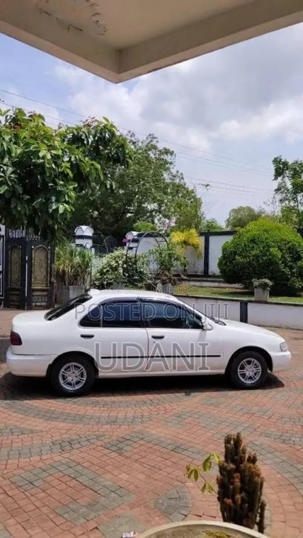 Nissan FB14 2001 Car (Used)