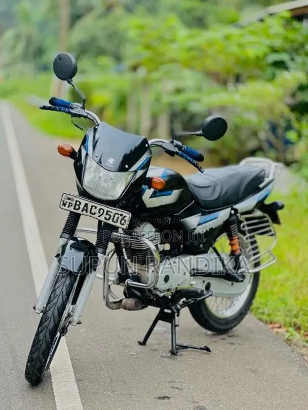 Bajaj CT-100 2013 Motorbike (Used)