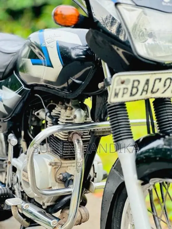 Bajaj CT-100 2013 Motorbike (Used)