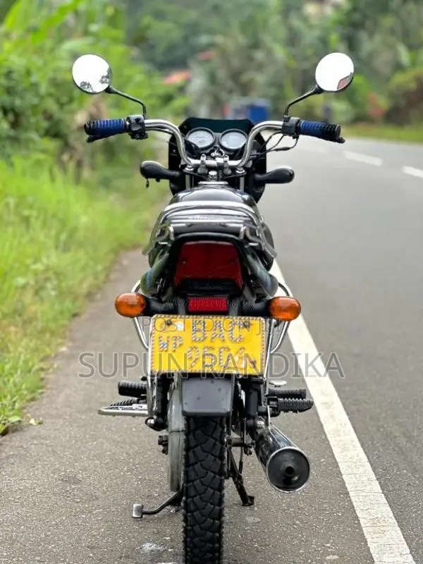 Bajaj CT-100 2013 Motorbike (Used)
