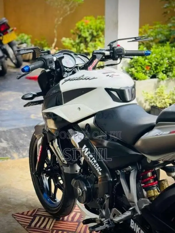 Bajaj Pulsar NS200 BIK 2019 Motorbike (Used)