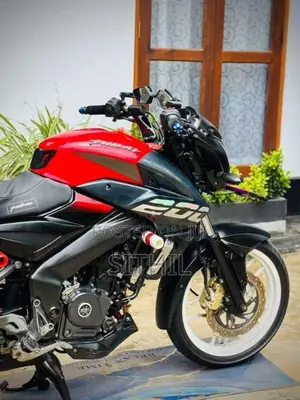 Bajaj Pulsar NS200 BGL 2018 Motorbike (Used)