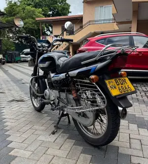 Bajaj CT-100 2016 Motorbike (Used)