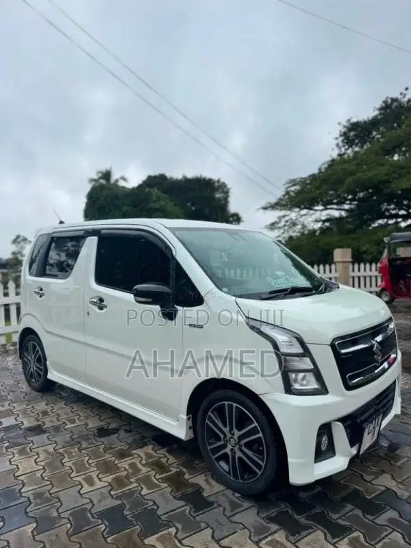 Suzuki Wagon R Stingray Turbo 2017 Car (Used)