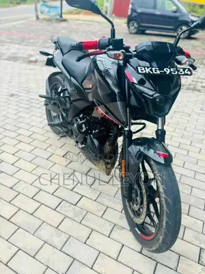 Bajaj N160 2025 Motorbike (Used)