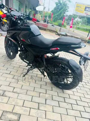 Bajaj N160 2025 Motorbike (Used)