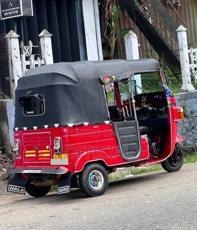 Bajaj RE 2011 Three Wheel (Used)