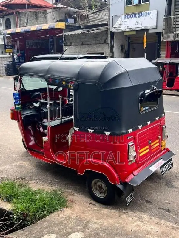 Bajaj RE 2011 Three Wheel (Used)